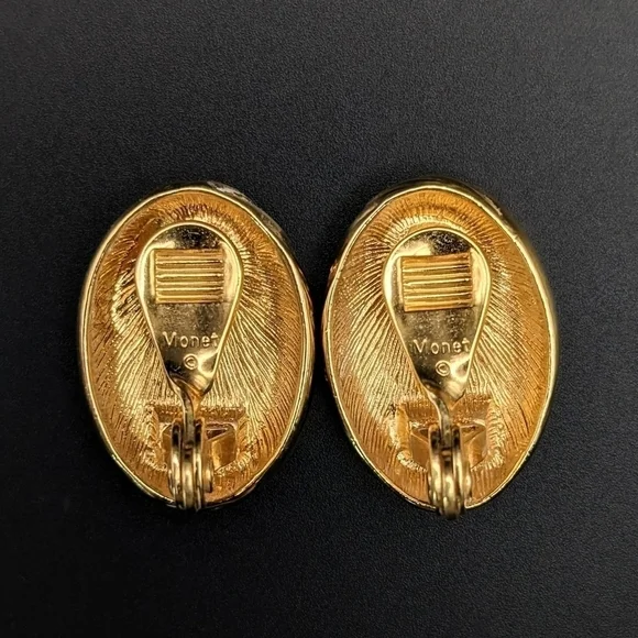Nos Vintage MONET Goldtoned Clip Earrings with Rhinestone Pavé Detail - Picture 6 of 7